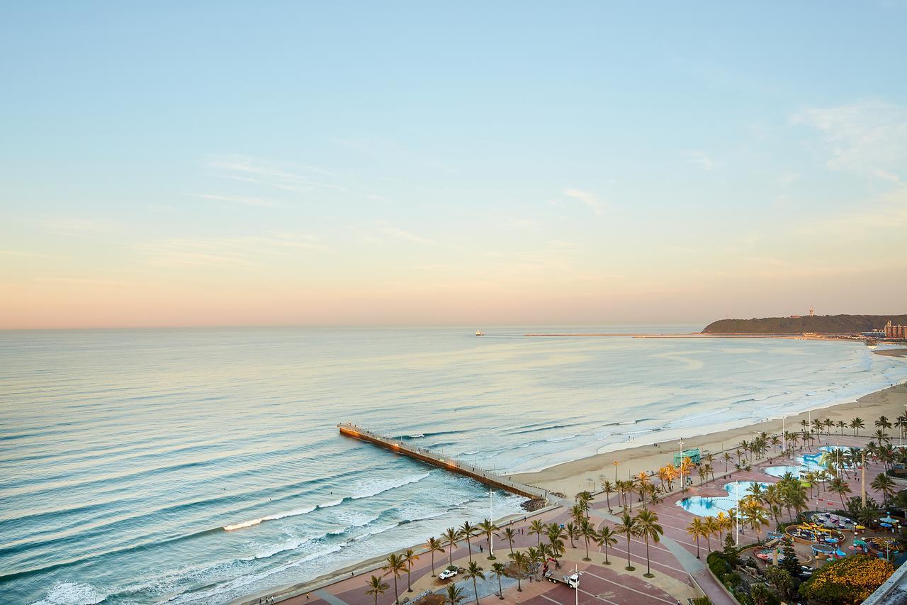 First Group The Palace All-Suite Durban Buitenkant foto