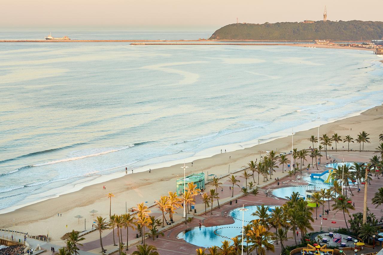 First Group The Palace All-Suite Durban Buitenkant foto